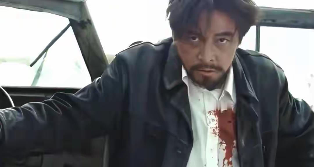 追剧《生命树》在寻找多杰这一路上，看到了人性的复杂；结局明明是“恶有恶报”，