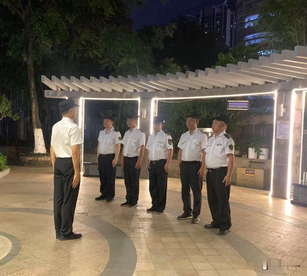 找工作为什么要找有点外资背景的呢？我说这话肯定会有人开骂，但事实就是事实，我自己