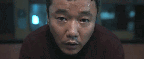 肖央以为够狠还有更狠肖央狠角色的一些名场面：扮猪吃老虎、藏真相护家、假戏真做当