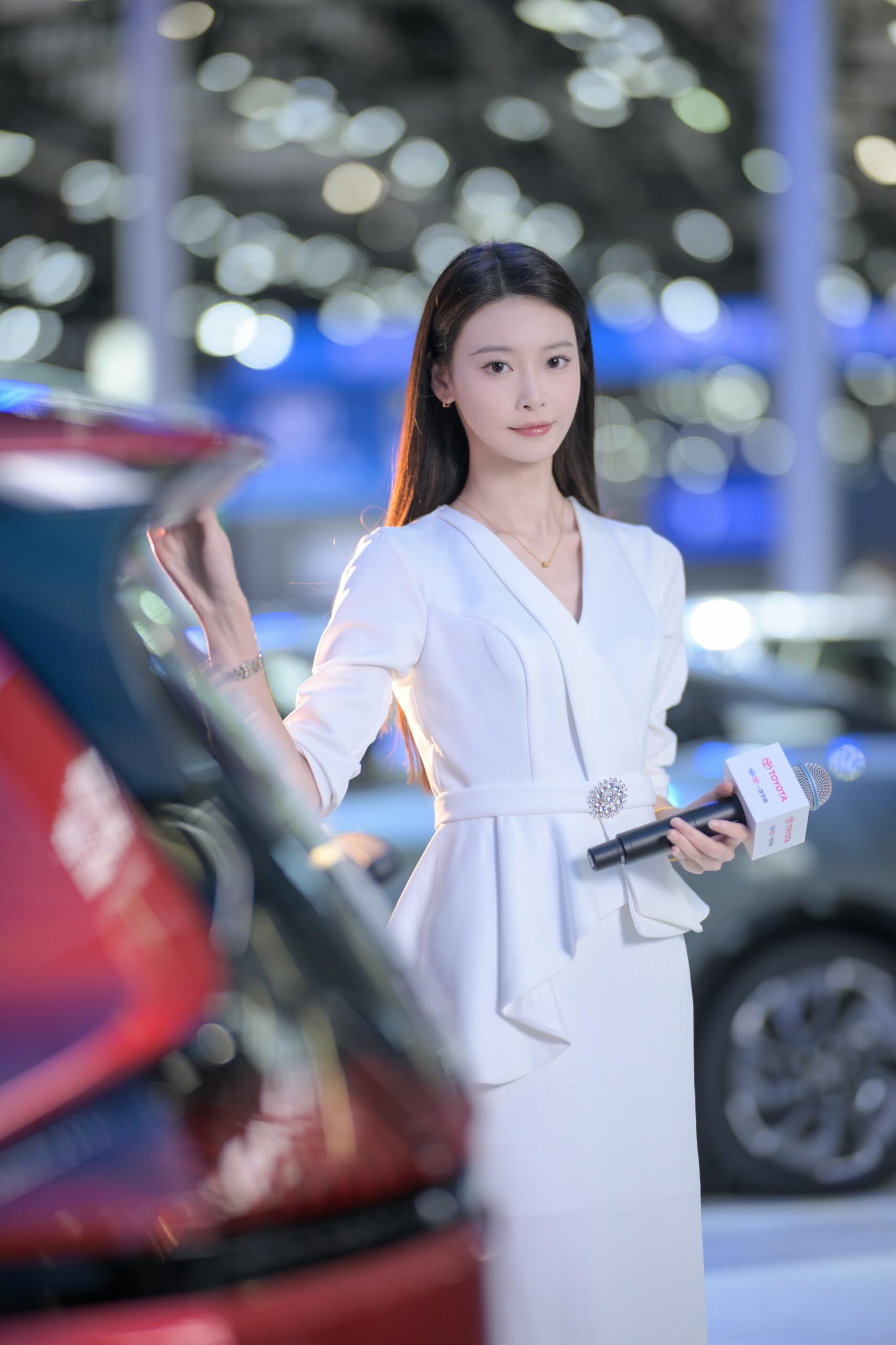2025广州车展丨车模小姐姐