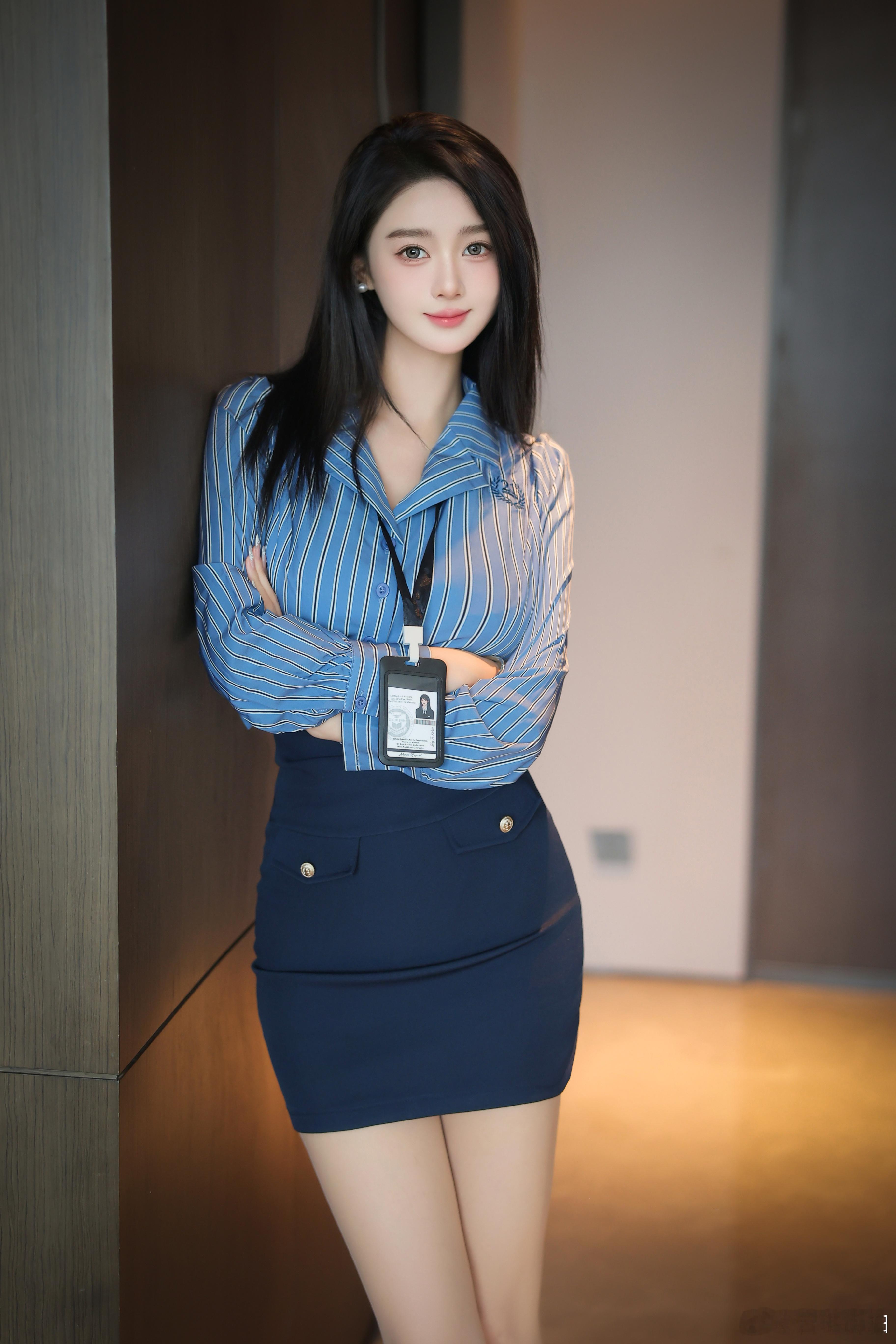 丝袜美腿高跟鞋OL秘书1330​​​