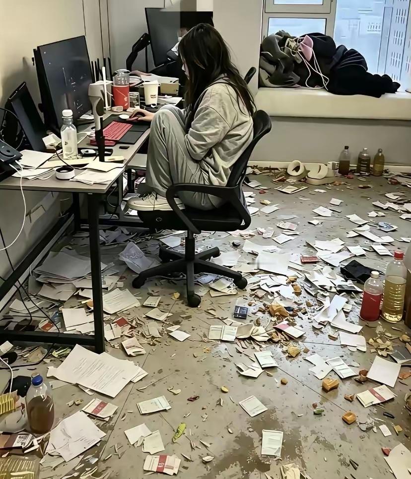 大家来找茬啊，不不，是找优点。能找出一个我真心佩服你