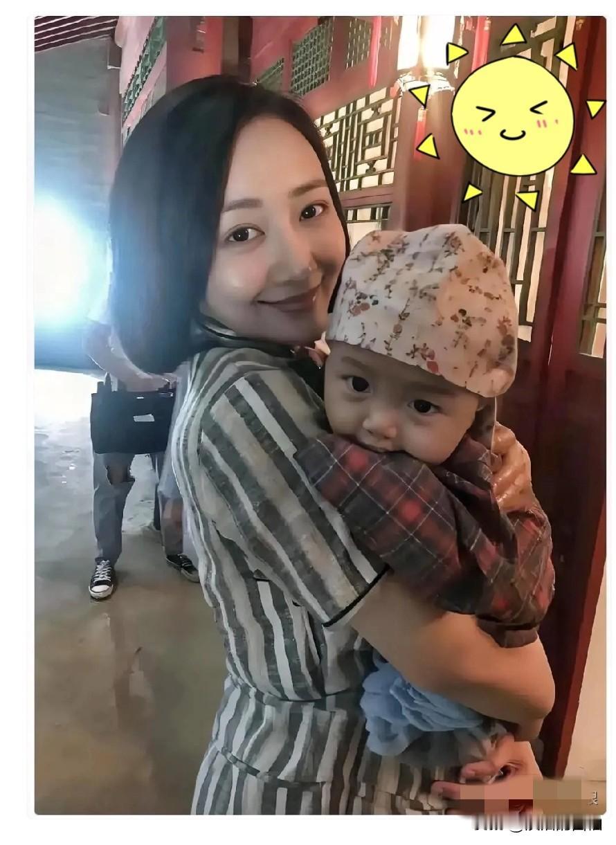 我朋友是明星助理，她跟我说了句大实话，像王鸥这样，44岁了，想要个孩子，又不