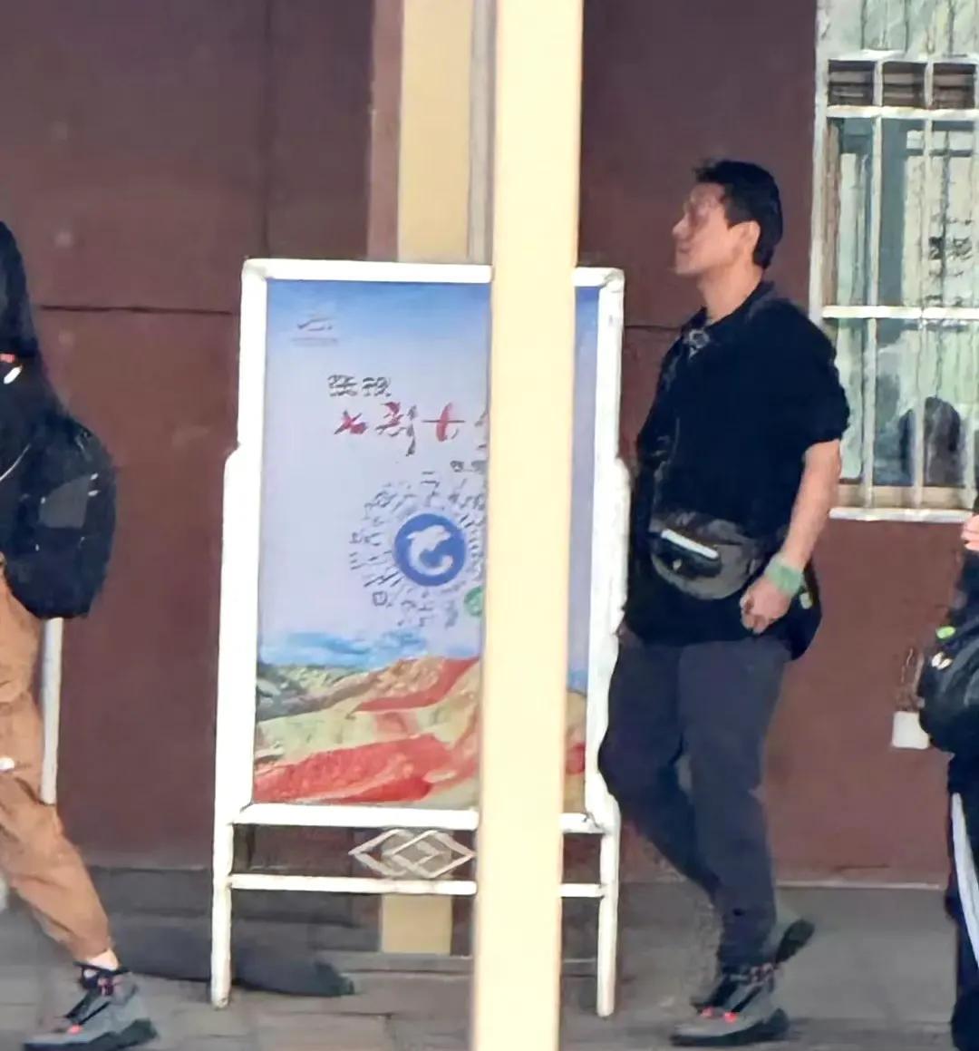 大s当初如果嫁给他多好，他真是全心全意的爱老婆，结婚很多年了，还是二人世界，没生