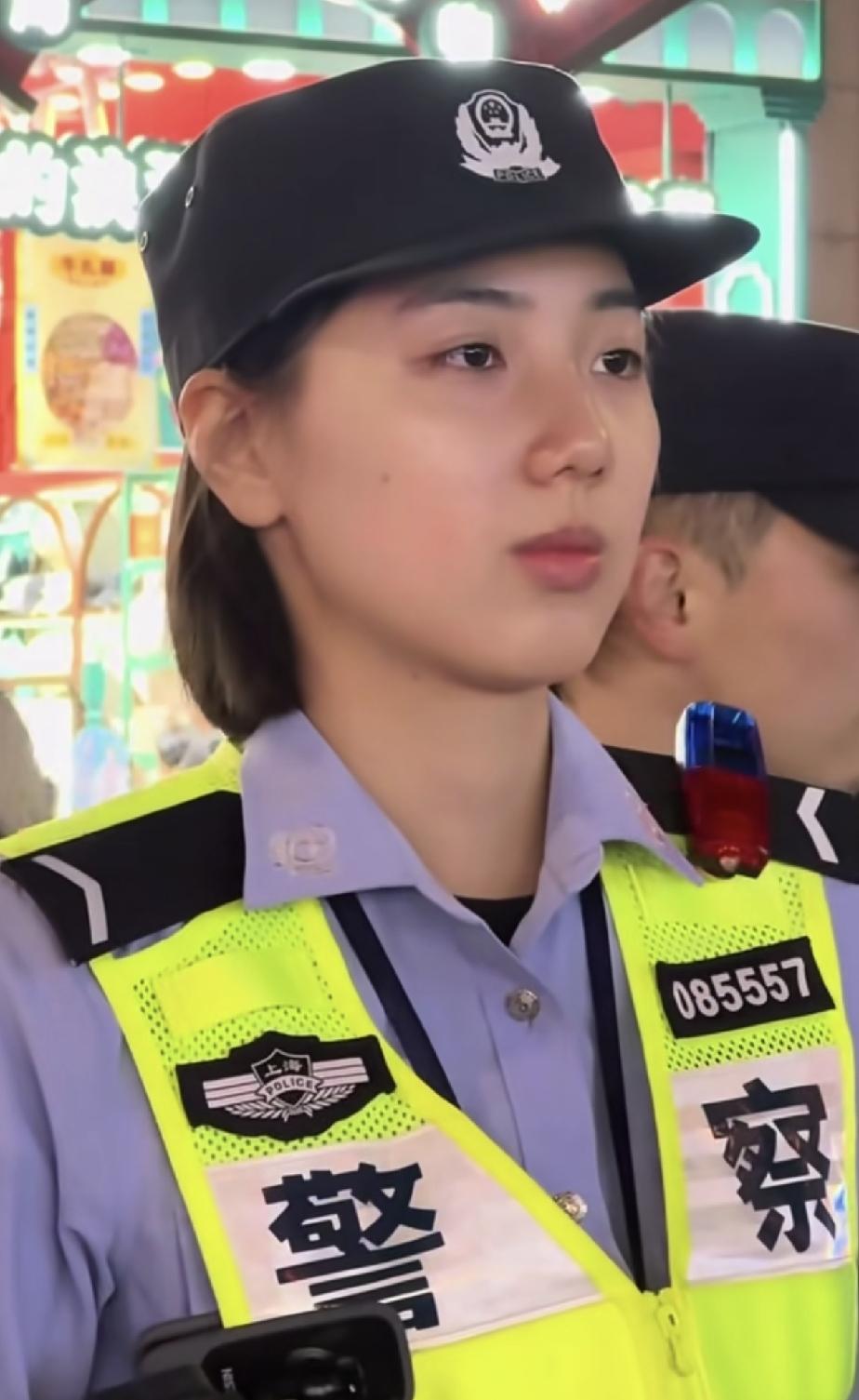 现在女警基本上全是学霸，这点真是一点也没错！因为无论是军校还是警校，招收的女