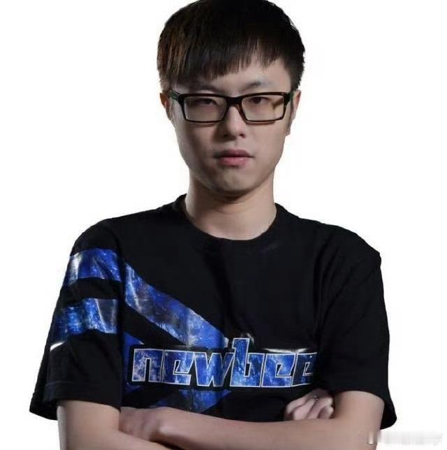 Hao：其实我真的挺喜欢Ame的，我也希望他能拿到好的一个成绩，在TI能站在最高