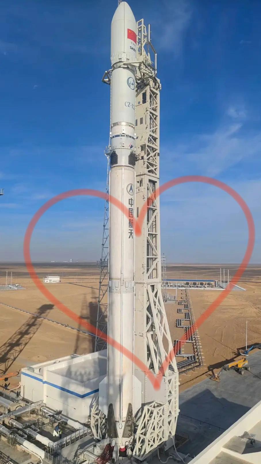 最新消息，长征12号甲根据禁航通告确定12月23日上午发射。大家一起期待回收成功