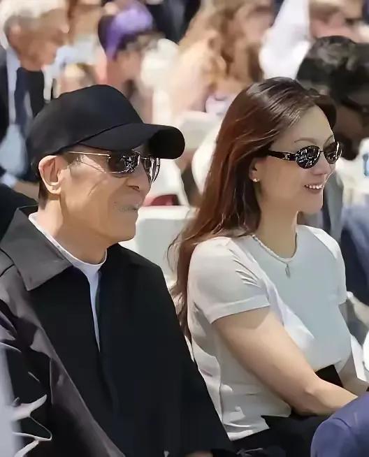 实话实说，你们觉得张艺谋的妻子陈婷漂亮吗？怎么看都不及巩俐，但是她有三个过人之处