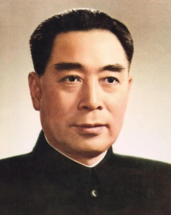 上将战功赫赫，为何没坐镇前线的周总理，却稳居军事家榜单第二？提起开国36位军