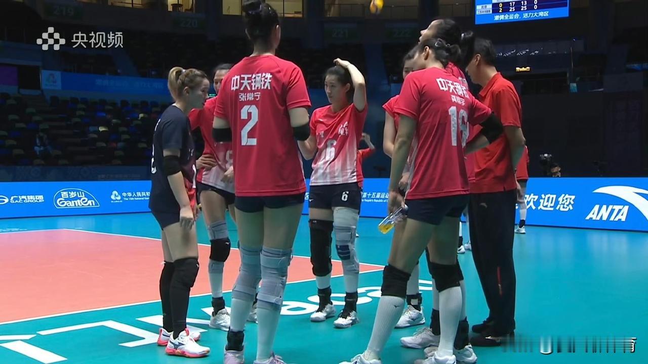 人家江苏女排已经露出冠军相了！刁琳宇的回归对这支江苏女排来说，可以算得上是锦上添