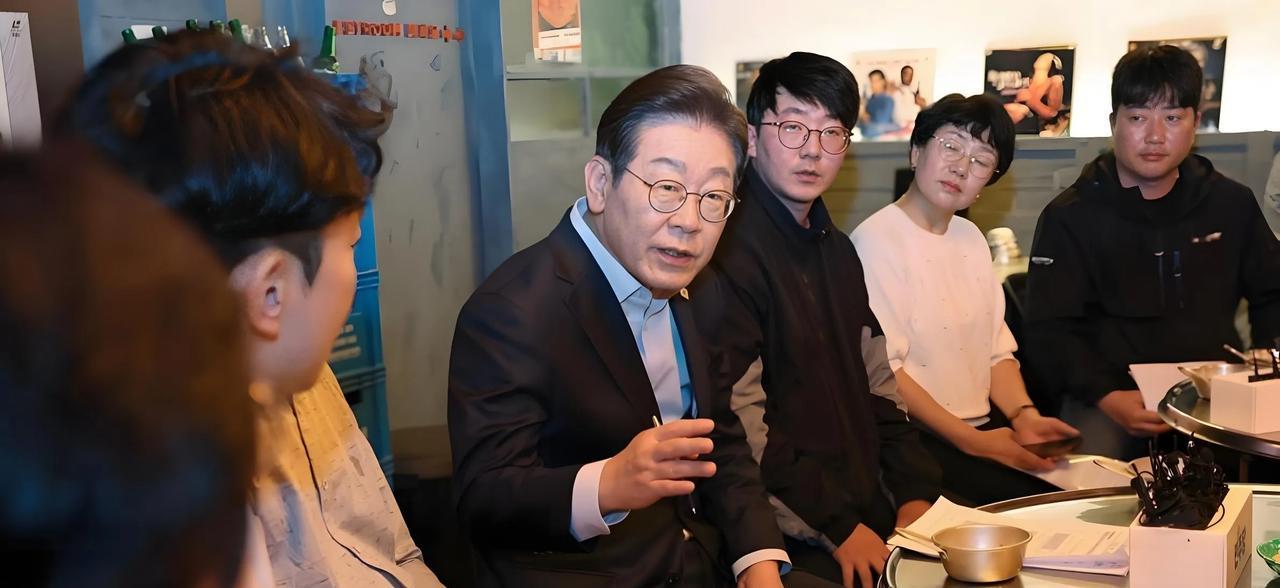 李在明又又又又遇上麻烦了！李在明的坎坷仕途估计连小说都不敢这么写。从城南市长开