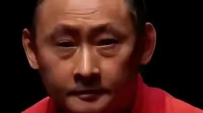 张本一家可以提前打包回国了！瑞典大满贯张本宇一脸愁容，昨晚真是没想到，一