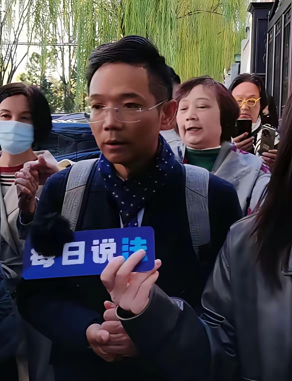 王某晶撤诉，错不在对手在自己终于有网友指出来了王某晶退诉最大的问题，根本