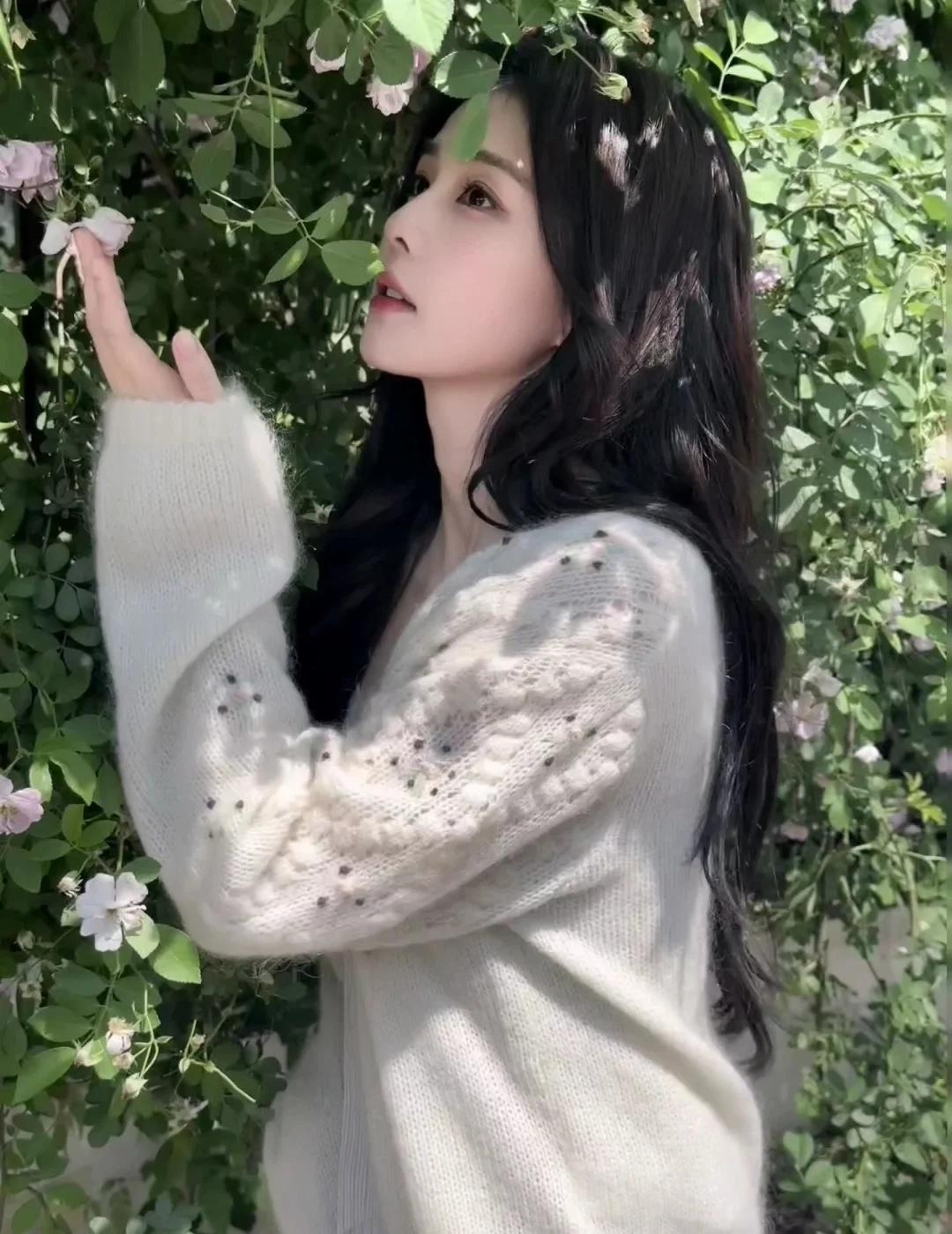 那默默做个透明爱人好不好白鹿🦌 