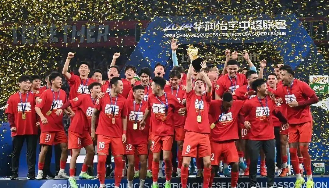 一味苛责别人，只会害了自己自上海红队蝉联中超冠军开始，网上就一直有个说法，指