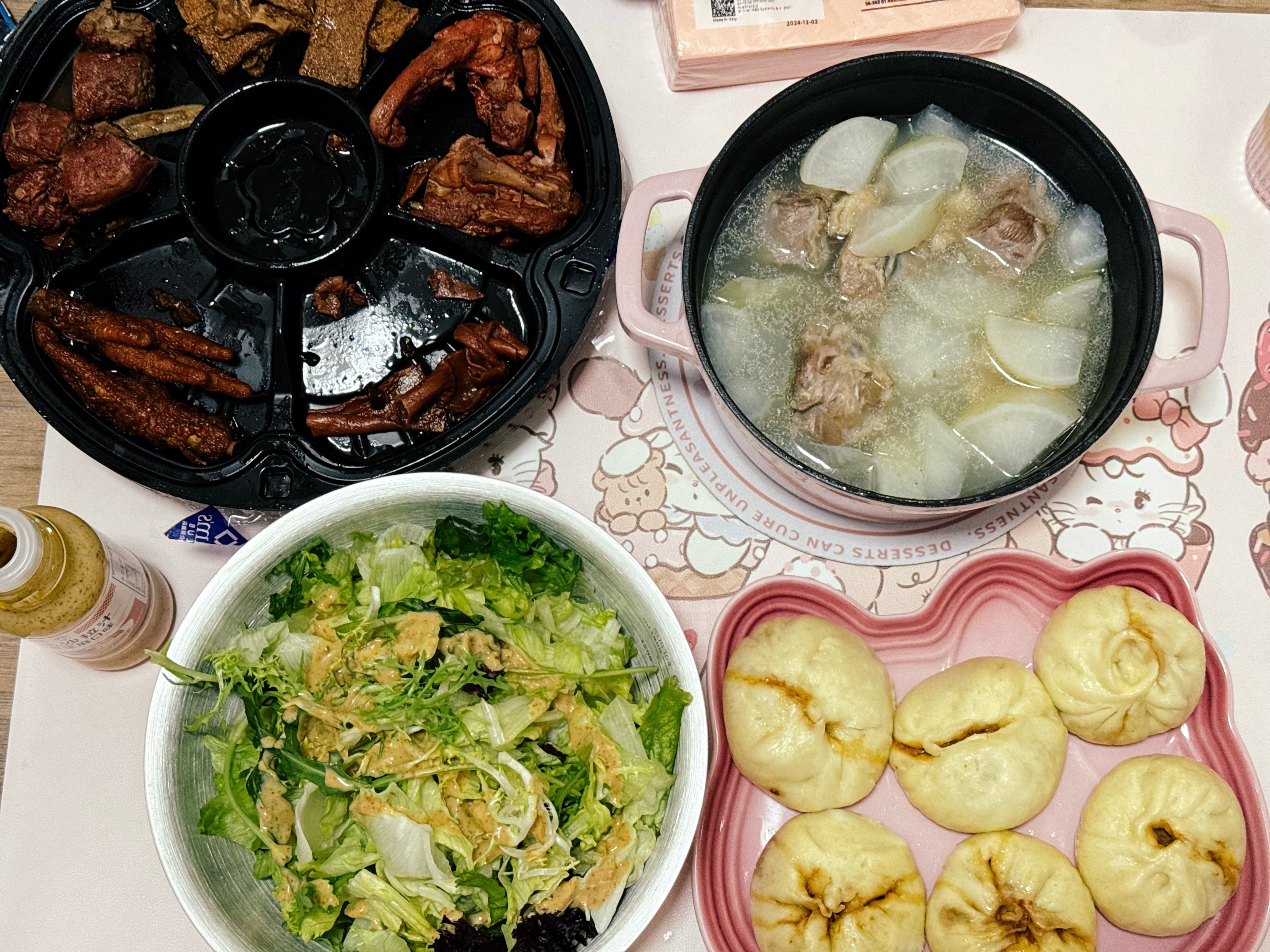 是谁到家就有好吃的？？[大笑][大笑]​​​