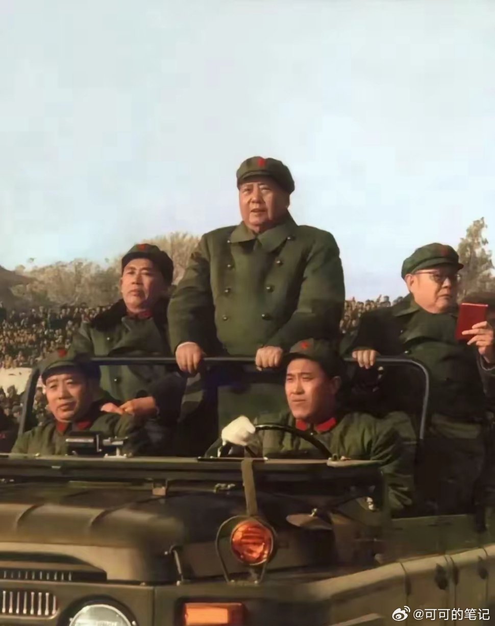 时间证明了，在伟人面前，一切敌人都是纸老虎。