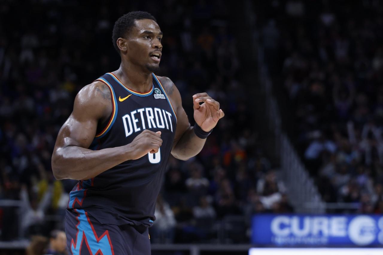 最后的妥协，NBA有史以来有球队为球员开出三份合同供其选择。美媒报道：活塞为杜伦