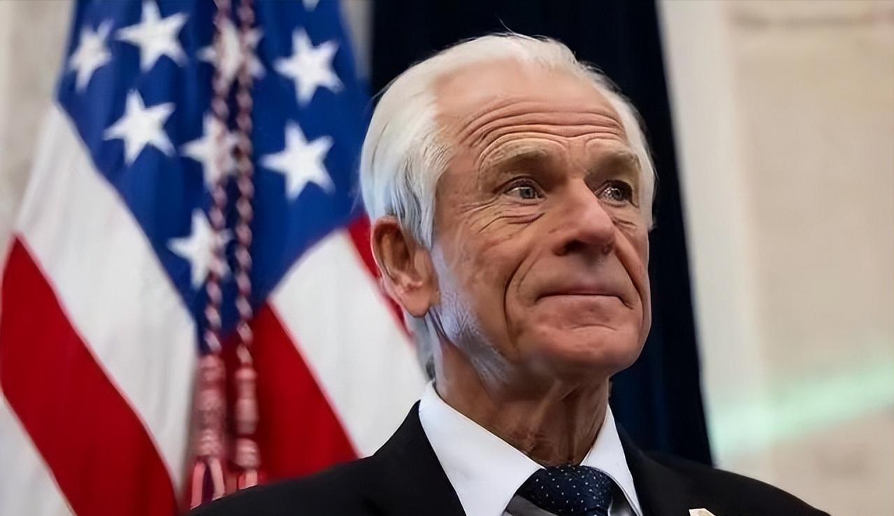 “美国正在从世界级领袖变成一个流氓国家，而促成这一切的罪魁祸首就是纳瓦罗！”