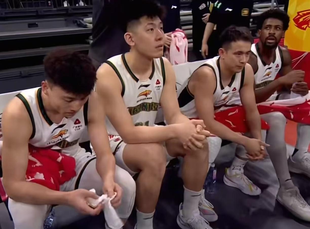 辽宁男篮客场大战山东G1，想要拿下这场关键战，乌戈教练带队必须做好三点：第一