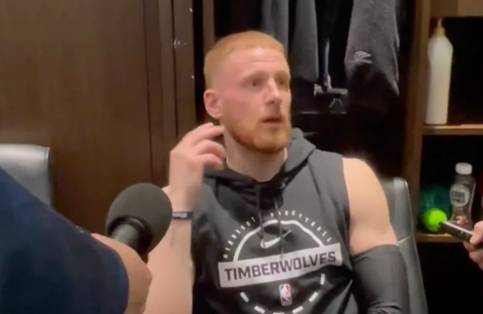 森林狼以96-115不敌快船。赛后，森林狼球员丹特-迪温琴佐接受媒体采访，谈到