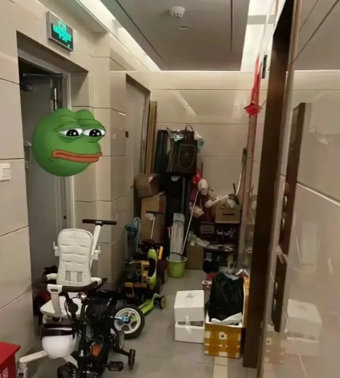 难怪那么多人喜欢住自建房，小区确实各种素质的人都有啊。[捂脸哭][捂脸哭][捂脸