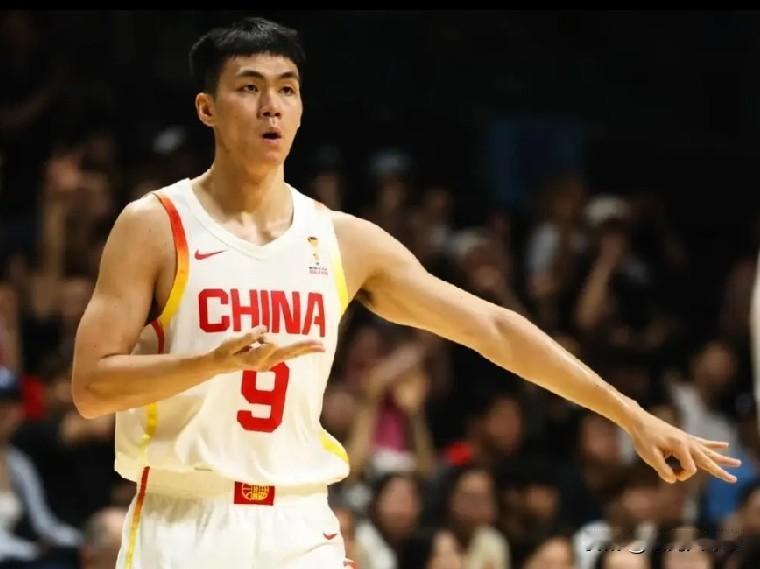 什么是现代篮球？庞峥麟给出了答案。如今篮球界有一种现象，不仅仅是教练员包括媒体