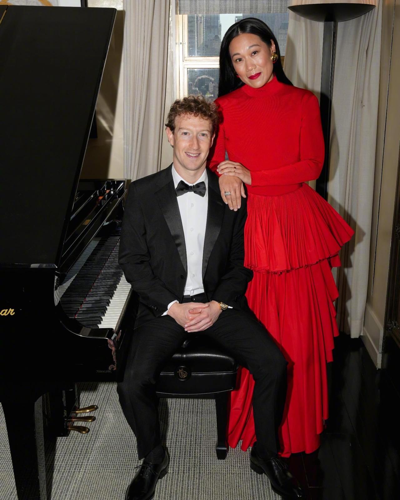 扎克伯格和妻子一起参加metgala晚会夫妻感情很好啊硅谷精英到来给这场时