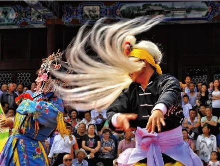 二月二龙抬头，习俗讲究全在这！老传统别丢，一年顺风顺水农历二月二龙抬头，是