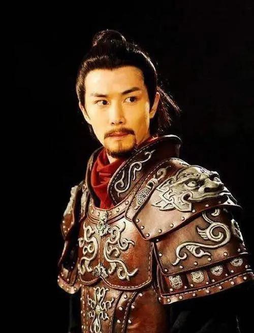 755年，当安禄山带着20万叛军冲向长安时，唐玄宗慌了，有一个人能拦住这场灾难，