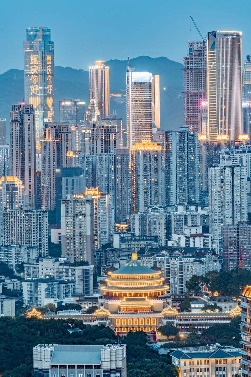 行千里，致广大，的确不适合做重庆的文旅宣传口号别误会，我不是说这口号本身有