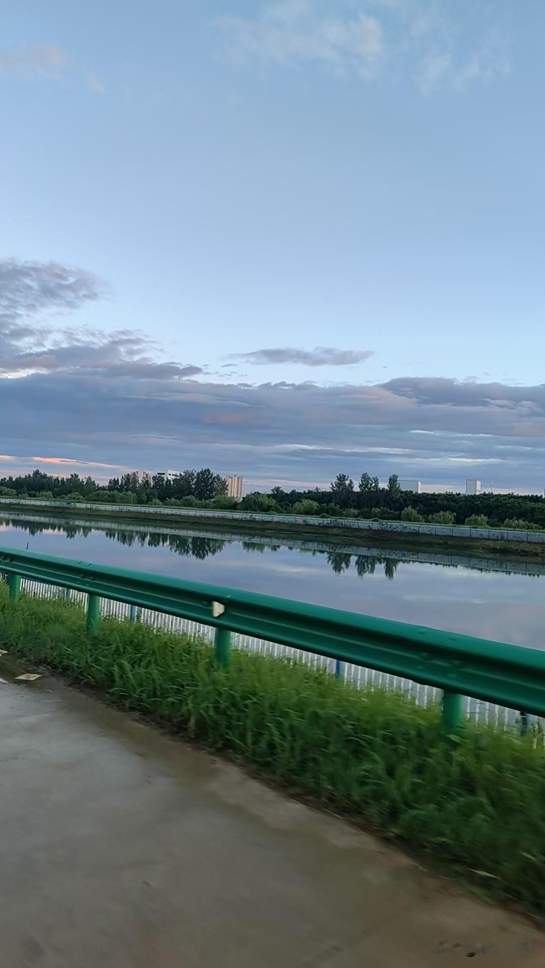 给大家提个醒，明天过后，也就是7月15号，全国各地就正式进入三伏天了，我这里坐标