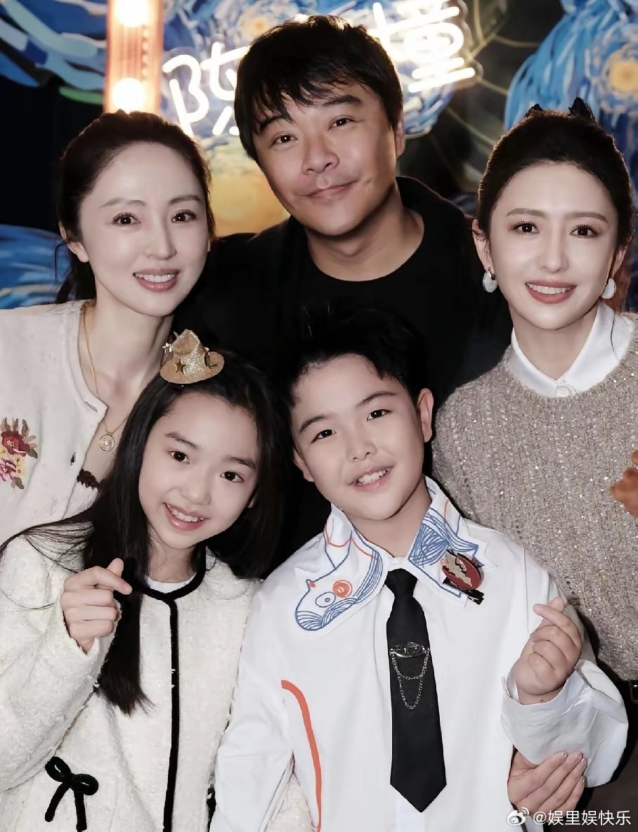 查了一下才知道为什么陈思诚的孩子叫朵朵不是因为陈思诚跟佟丽娅随便起的，而是朵朵这