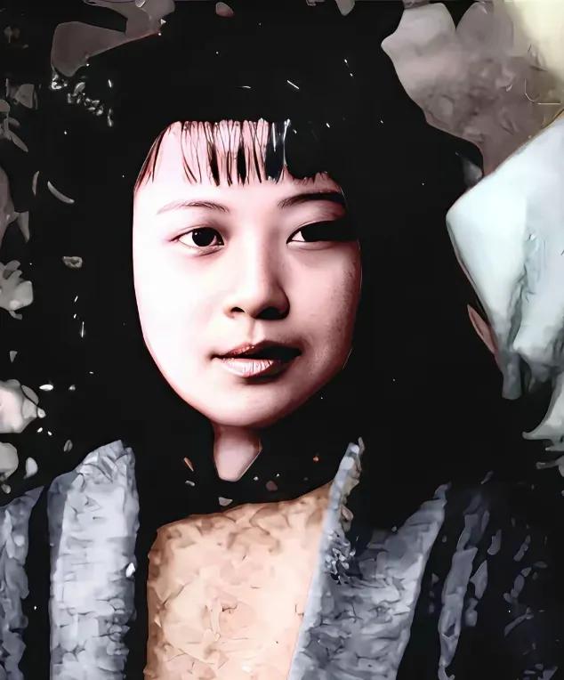 1962年，一个参谋得知，妻子竟和师长有染，愤怒到了极点。随后，他以汇报工作为由