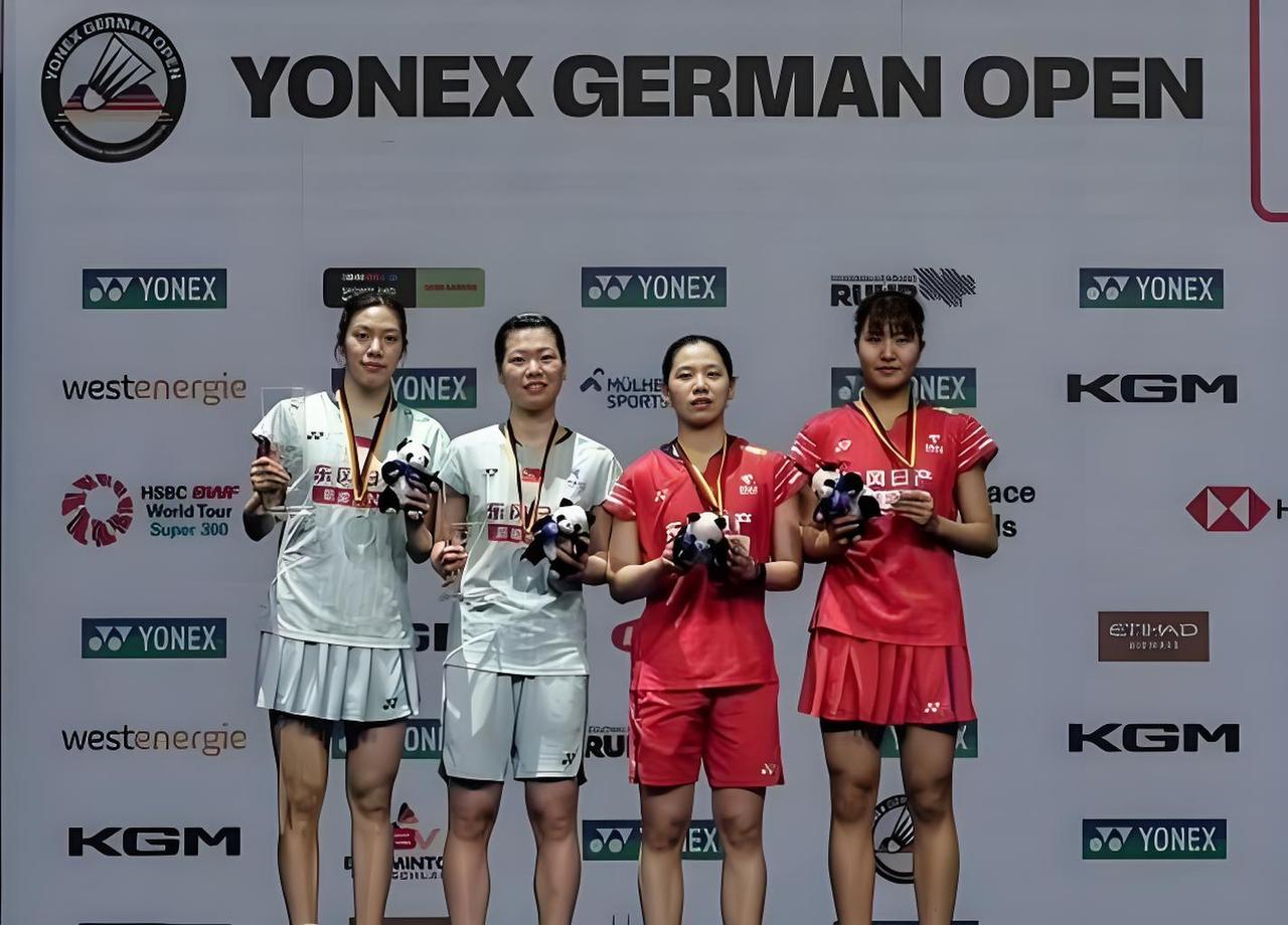 瑞士赛女双4强，国羽承包3对，真是太牛啦！首先是2号种子贾一凡/张殊贤组合