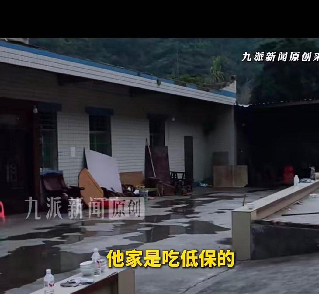 四川宜宾那个升学宴出事的村子，村民终于发声了。一位村民红着眼眶说，整个村的人都难