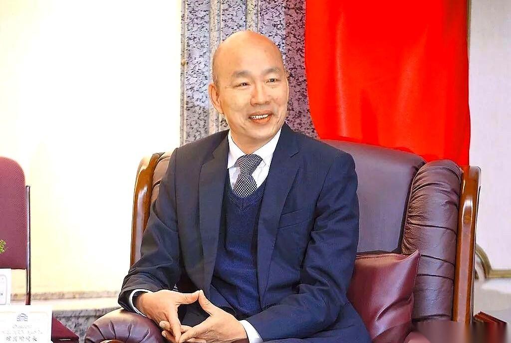 2028年的入场券，郑丽文正盯着看。但眼下，她手里还差一把最关键的钥匙，这把钥匙