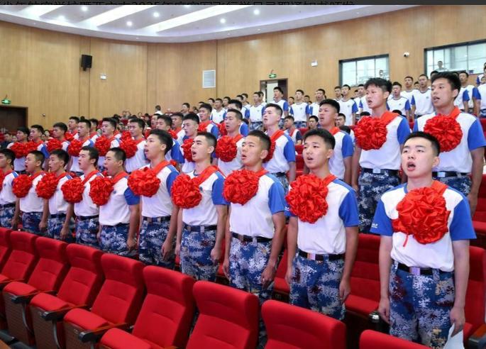 不是简单的“发通知书”仪式，是中国空军体系在青少年选拔机制上，具有战略深意的落点