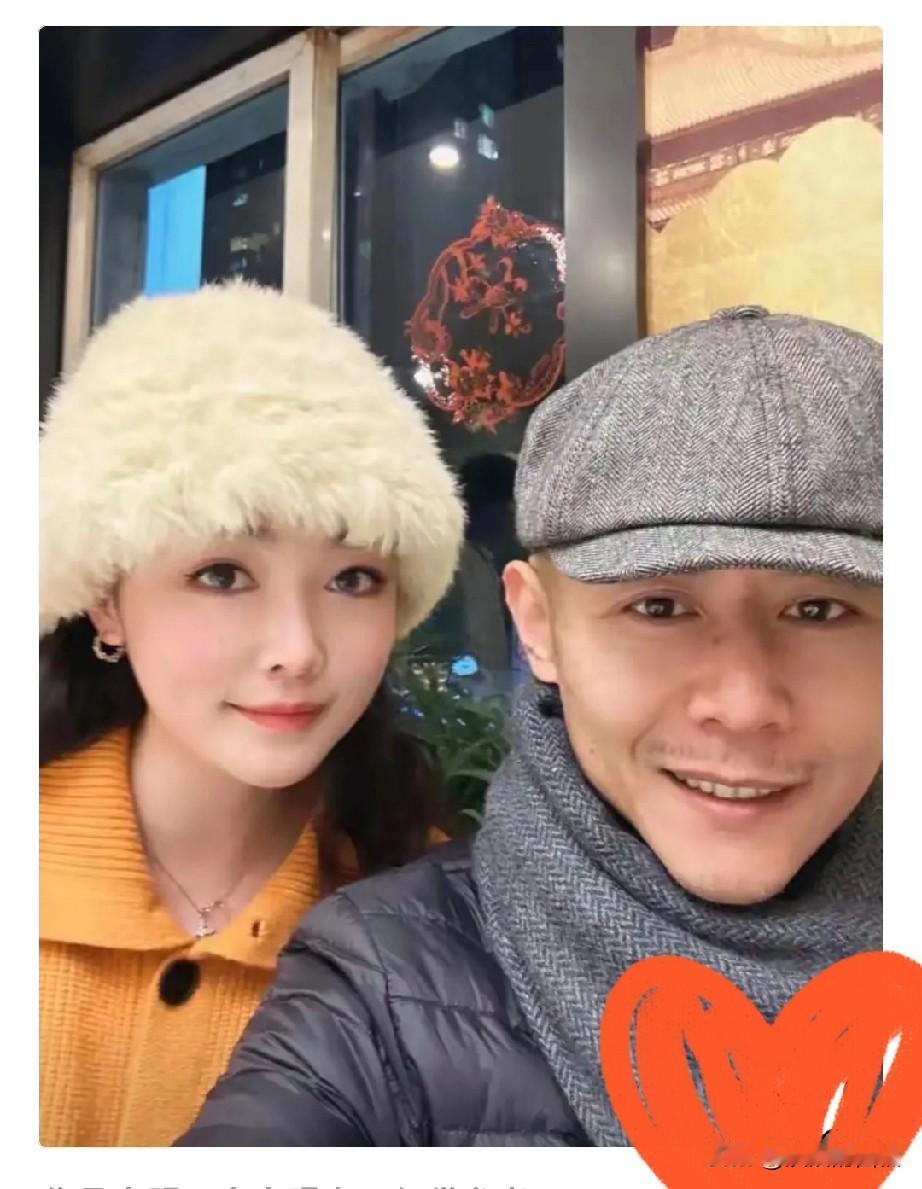 18岁年龄差，六年前一颗糖，六年后一枚糖纸戒指。大冰的新女友，从“灵魂信徒”变