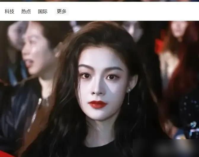 《镖人：风起大漠》这波逆袭，给蔫了好久的武侠片狠狠续了口气。春节档首日排片才