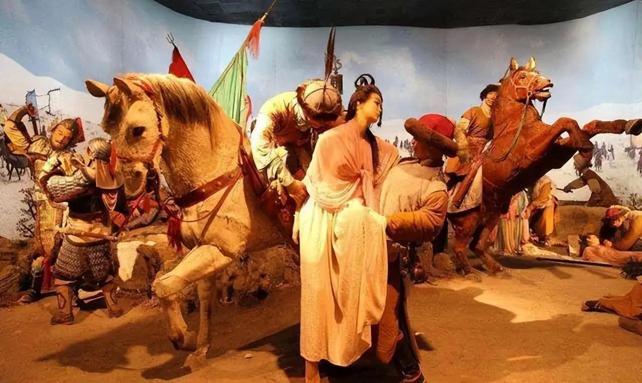 北宋灭亡那一年，东京城里的普通百姓，最后过上了怎样的日子？1127年，金兵破