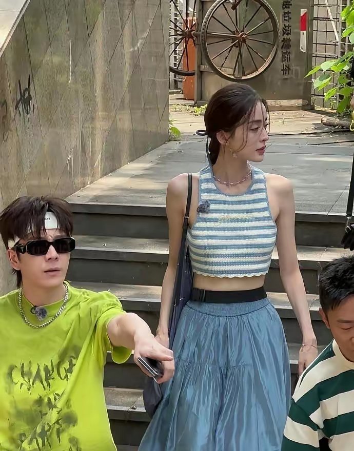 瘦到像纸片人，却被外国媒体成为力量感的美