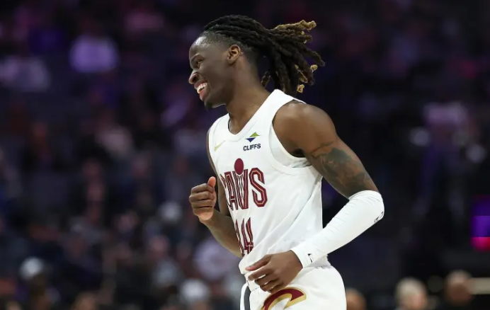 骑士后卫基恩-埃利斯谈到了即将到来的自由市场前景。埃利斯表示：“我认为我目前的