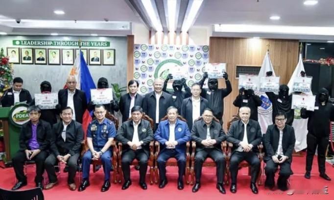 菲律宾缉毒署向19名线人发放逾1600万比索奖金，这些线人提供的线索助推了全国多