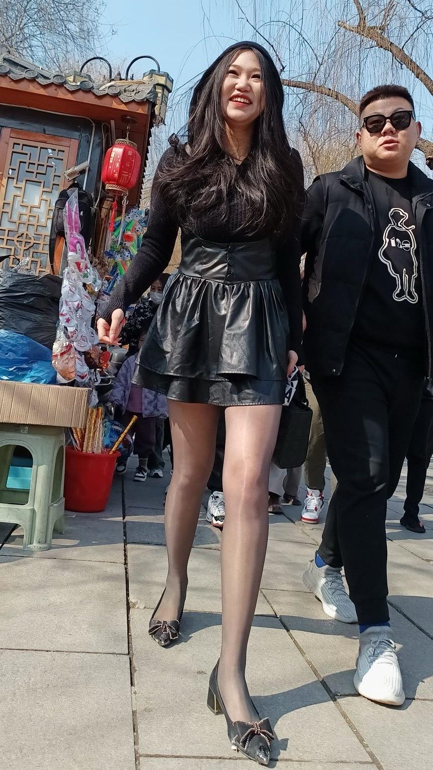 情侣日常时尚穿搭