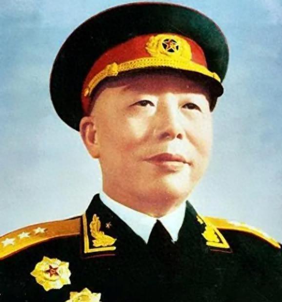 八路军曾有一支兵力远超主力师的武装，统帅为何新中国成立后只被授予上将？1955