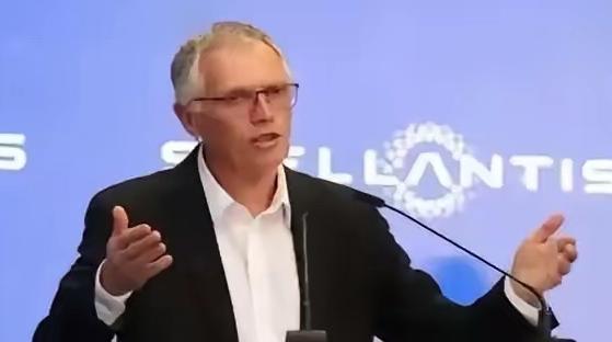 有人问安世破产了谁的损失大?答案很简单,目前安世半导体是100%的中资企业,当初