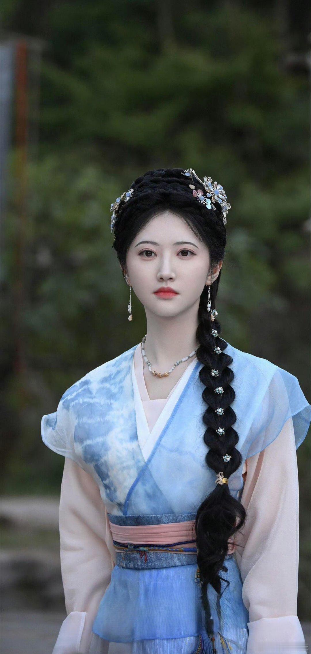 女明星|【精致侧麻花辫】古装造型景甜——似锦张雅钦——流水迢迢李一桐