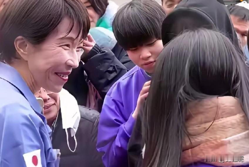 高市早苗不下台，日本都不得安宁，这才一个月就地震了，往后还不知道会发生什么事！