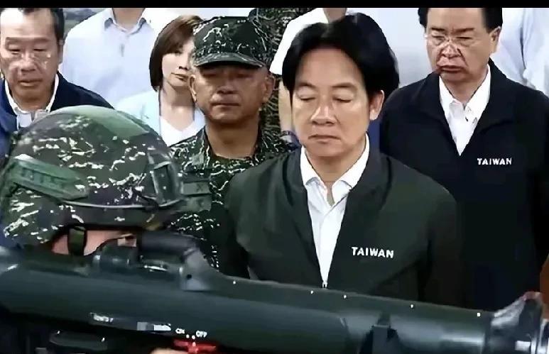 解放台湾机不可失、咱们现在可以放心大胆的解决台湾问题了！第一，中美贸易战已经表明